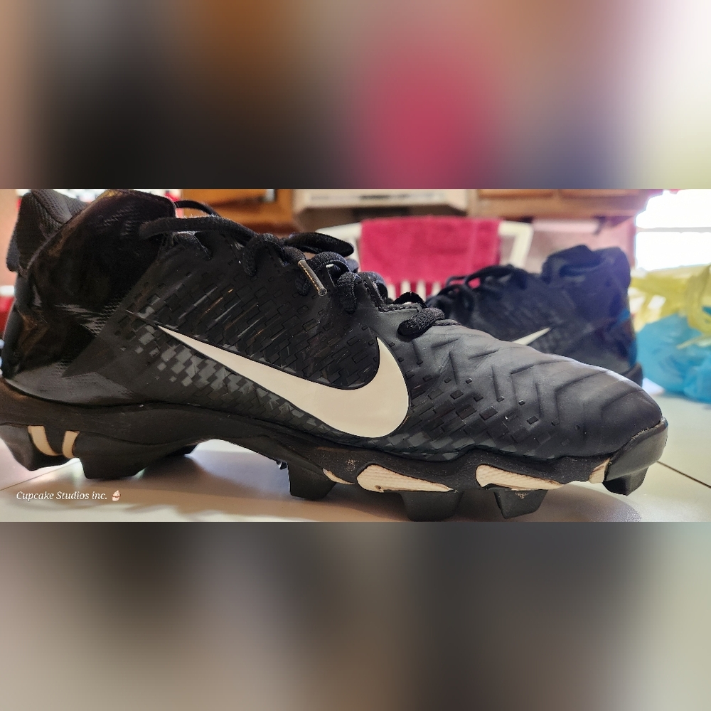 Nike Alpha fast flex cleats